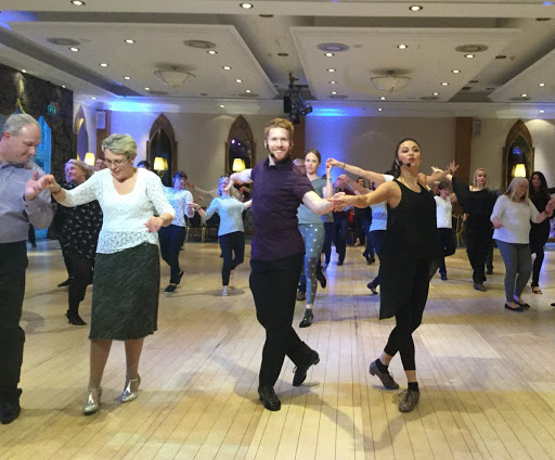 Donaheys Ballroom Dance Lessons - Thumbnail