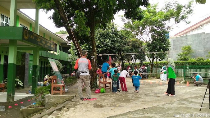 Madrasah Aliyah Disamakan Persatuan Ummat Islam (PUI) Kota Bogor, Author: Adi Setiya