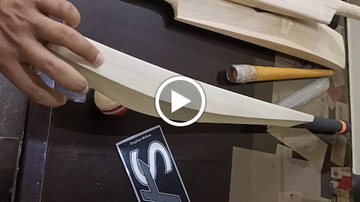 Customized English willow cricket bat which is made according to the player's weight and balance.… post image