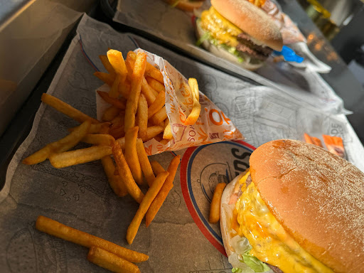 Photo 3 - La Maxe Burger