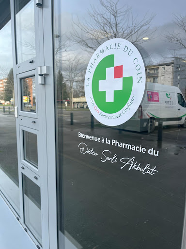 La Pharmacie du Coin - Thumbnail