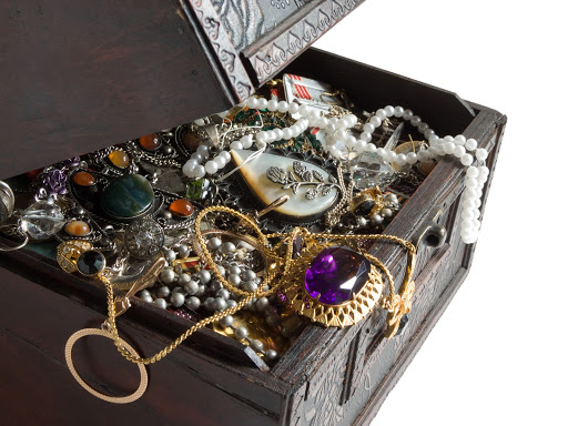 Treasure Chest Antiques - Antique Valuations - Thumbnail
