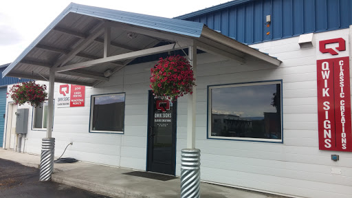 Qwik Signs & Classic Creations