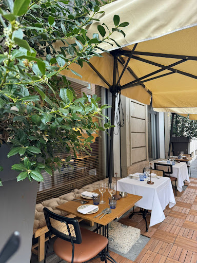HOSTARIA MEDITERRANEUM, Milan