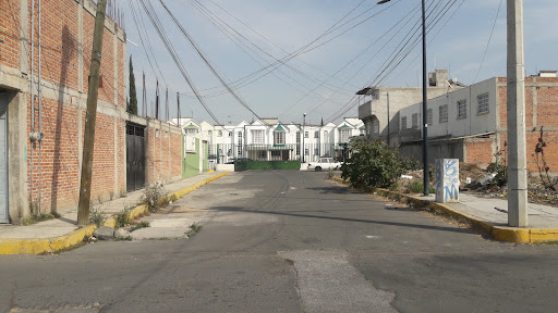 PREPARATORIA JOSEFA ORTIZ DE DOMINGUEZ, MODULO A DISTANCIA DE LA EPO 338 Gallery - Mexico