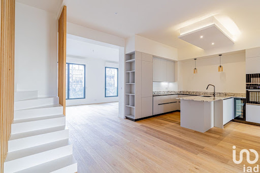 Aurélie Brouaye IAD immobilier Arcueil - Thumbnail