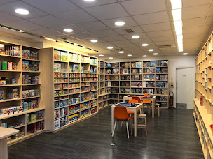 Photo n°12 de BAL DES JEUX - Jeux de société 92 à Bourg-la-Reine (Magasin de jeux de cartes/jeux de plateaux)