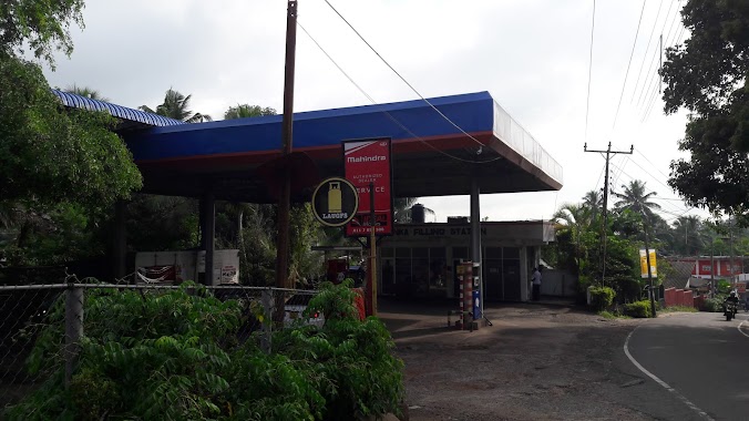 Batuwatta Fuel Station, Author: Randula Yapa