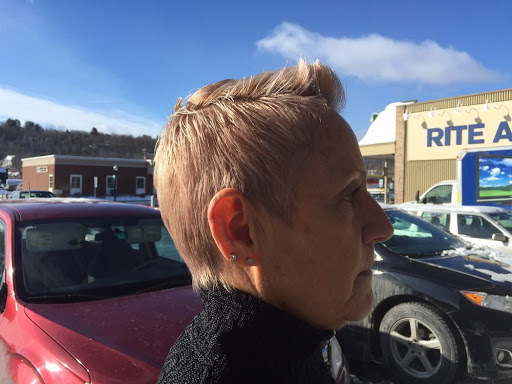 Off-the-Top Unisex Styling Shop - Thumbnail