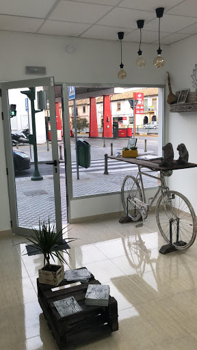 Amonlluda Barber Gallery - Spain
