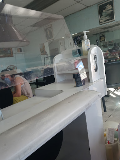 Kim Nail Salon - Thumbnail