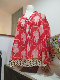 Photo n°10 de le dressing à Lamalou-les-Bains (Magasin de vêtements pour femmes)