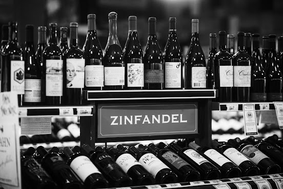 Thomas Liquors by null