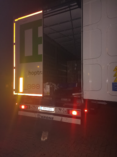 Aparcament de camions - Thumbnail