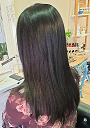 Photo n°18 de L'HAIR NATUREL-Exclusivement Femmes et sur RDV par SMS-Perruques- Volumateurs- Prothèses capillaires à Frizon (Magasin de perruques)