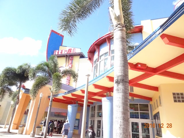 Regal Cinemas Kendall Village 16 IMAX & RPX