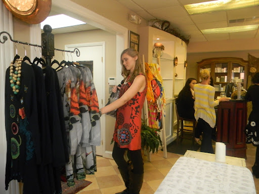 Lofty Salon - Visual