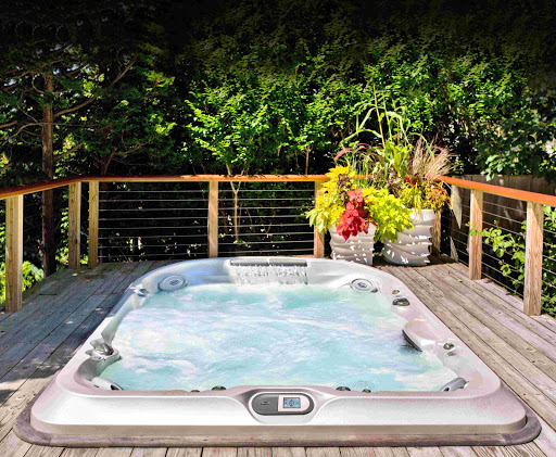 Sanishop Jacuzzi dealer Valenciennes - Thumbnail