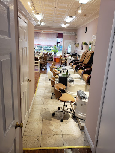 Ecco Nails and Spa - Thumbnail