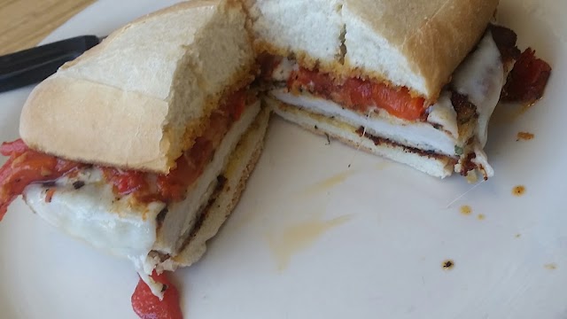Amato's Cafe & Catering