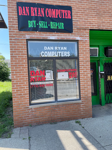 Dan Ryan Computers - Visual