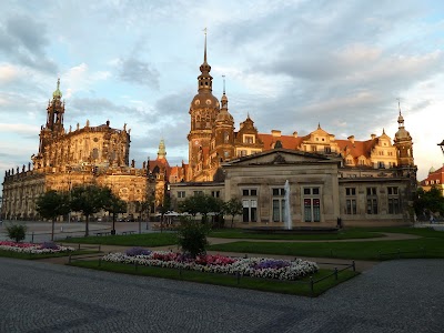 Photos of Touristeninformation f&uuml;r Dresden