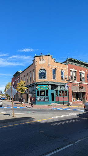 Bloomfields Tavern - Visual