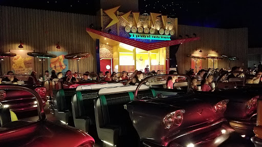 Sci-Fi Dine-In Theater Restaurant - Thumbnail