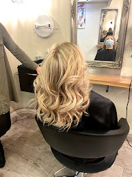 Photo n°20 de Saint Alban Metz à Metz (Magasin d'articles de coiffure pour hommes)