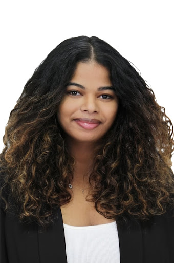 Maïa TAVUS - Agent immobilier Conseiller mandataire IAD Toulouse Escalquens - France