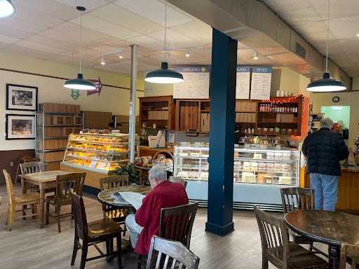 Upper Crust Bakery - Visual