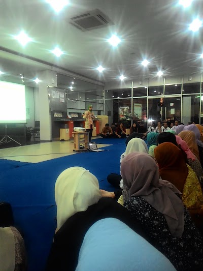 Photos of Bank BNI KCU Serang