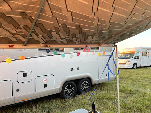 EASY MOTORHOME HIRE - Thumbnail