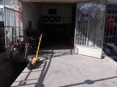 Photos of Mehmet Oto Lastik