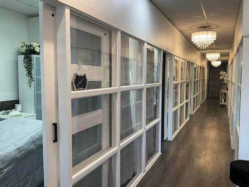 Salon De Manila By Malou, The Spa California - Thumbnail