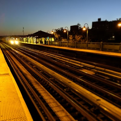 231 St Station