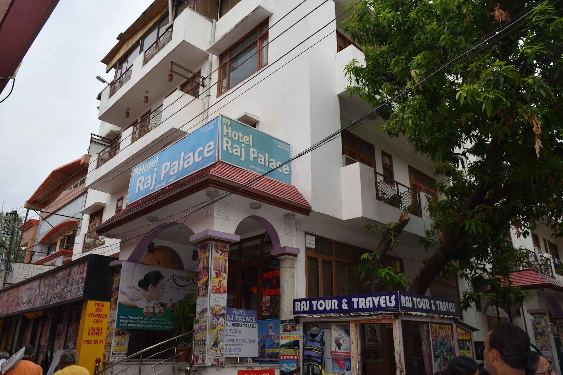 Raj Palace Hotel