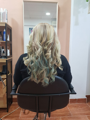 Peluquería y estética El Rincón de Mary - Spain