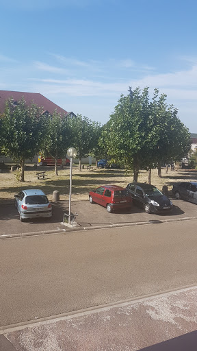Photo de Fondation Partage et Vie - EHPAD Le Village - Saint-Georges-sur-Baulche à Héry (89550)