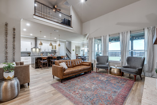 WhiteFlameRealty - Visual