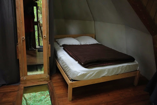 Photo de Cabanes du Bois Clair à Fraisans (39700)