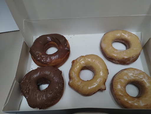 The Royal Donut Company Gallery - United States