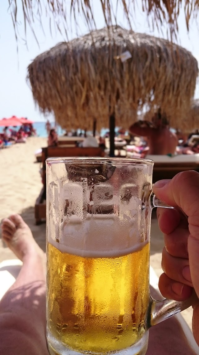 Costa Costa beach club