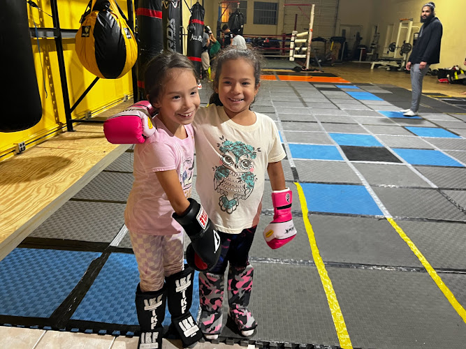Toro Z Muay Thai - muay thai in Sacramento, California