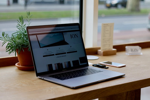 ION Store - Visual