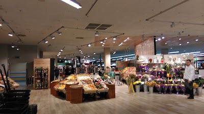 Photos of Swan Shopping Centre