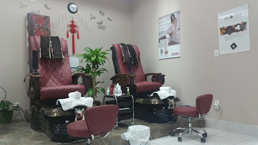 Favourite Salon & Spa 315 Royal W Dr, Brampton, ON L6X 5K8