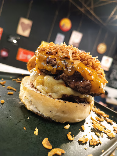LA CARLOTTA BURGER - Thumbnail