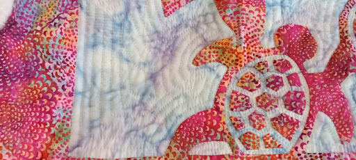 Amish Quilting by Hand - Thumbnail