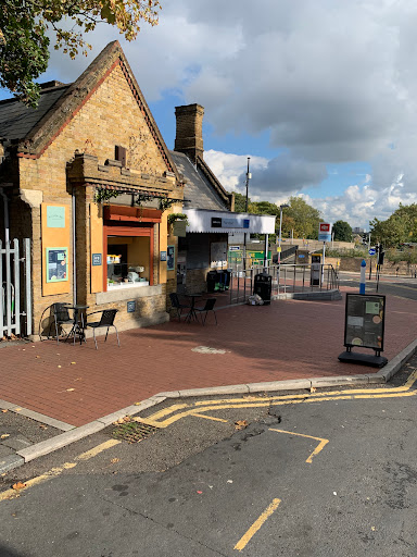 Plumstead - Visual